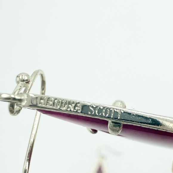 Kendra Scott Alex Earrings in Maroon Jade - Picture 4 of 4